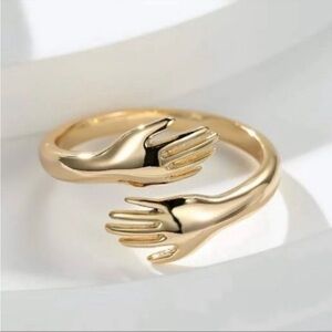 Hug Me Gold Adjustable Ring
